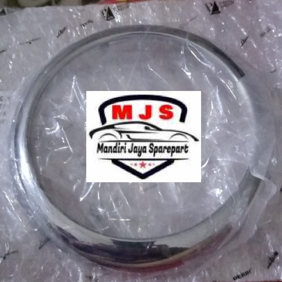 Ring List Lis Lampu Depan Vespa LXV Original