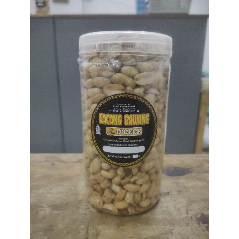 

KACANG GORENG / KACANG BAWANG / KUE LEBARAN / SNACK / 700G
