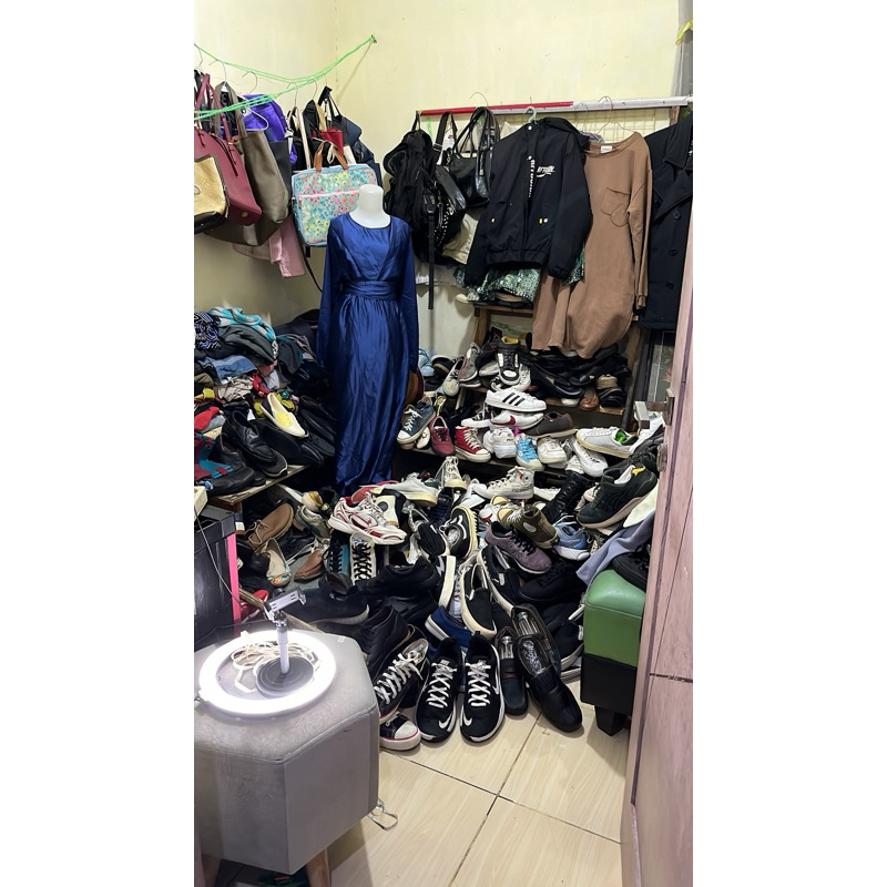 paket usaha thrifting