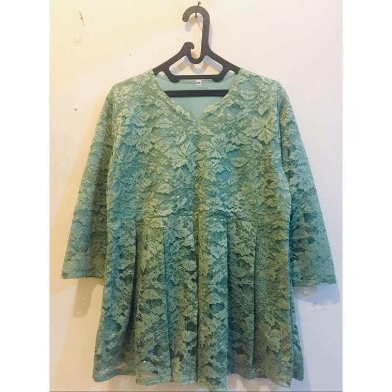 Kebaya Broukat Warna Hijau Muda