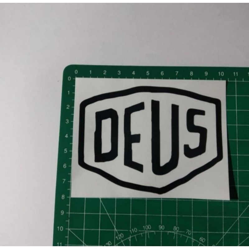 

stiker cutting deus