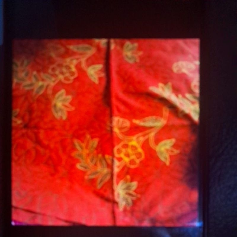 kain batik madura merah