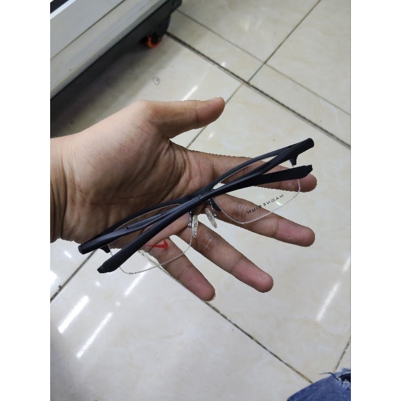 kacamata Frame Pria Sporti (Nike)