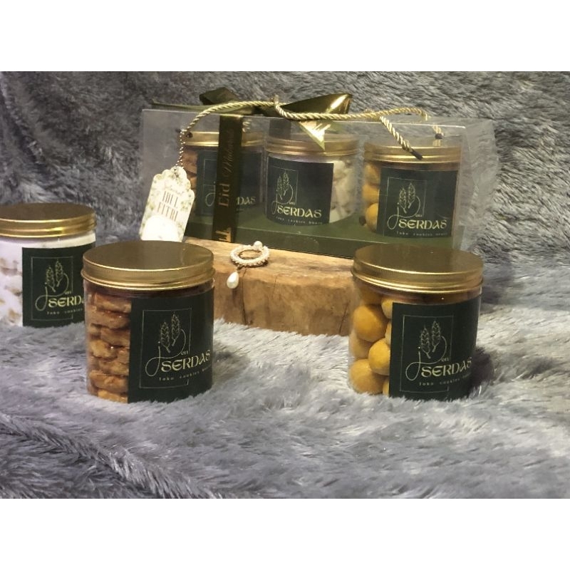 

Hampers cookies lebaran