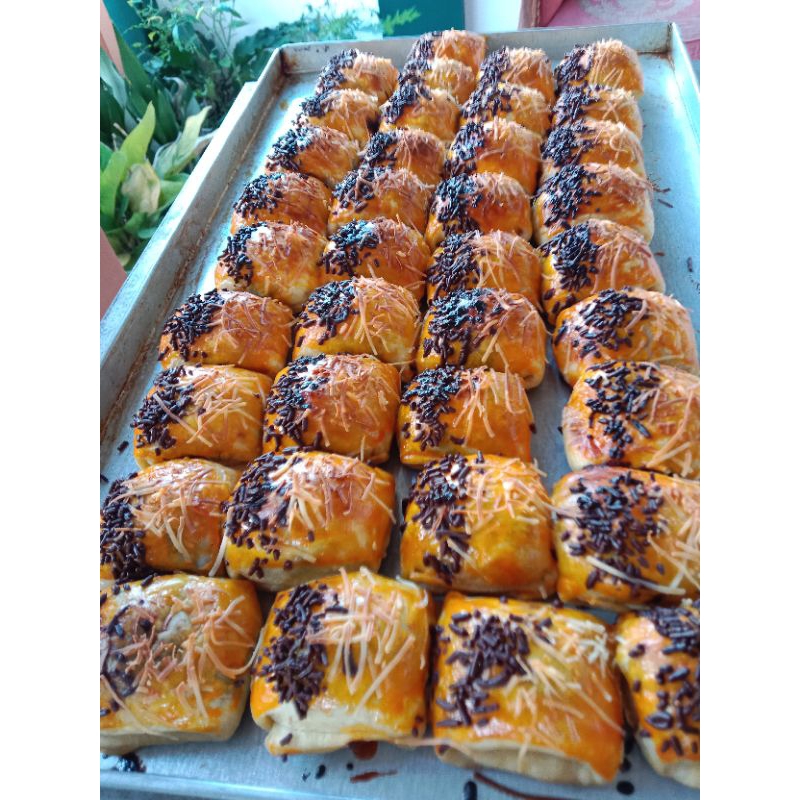 

bolen pisang coklat keju