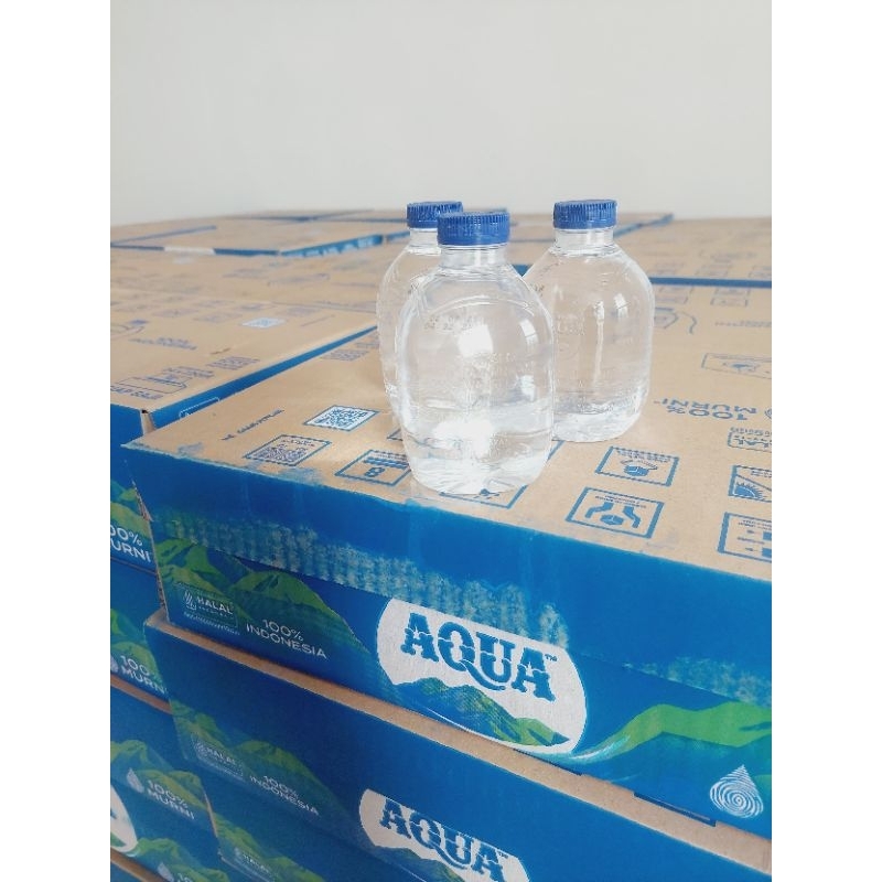 

aqua cube 220ml x 24 botol ( 1box )