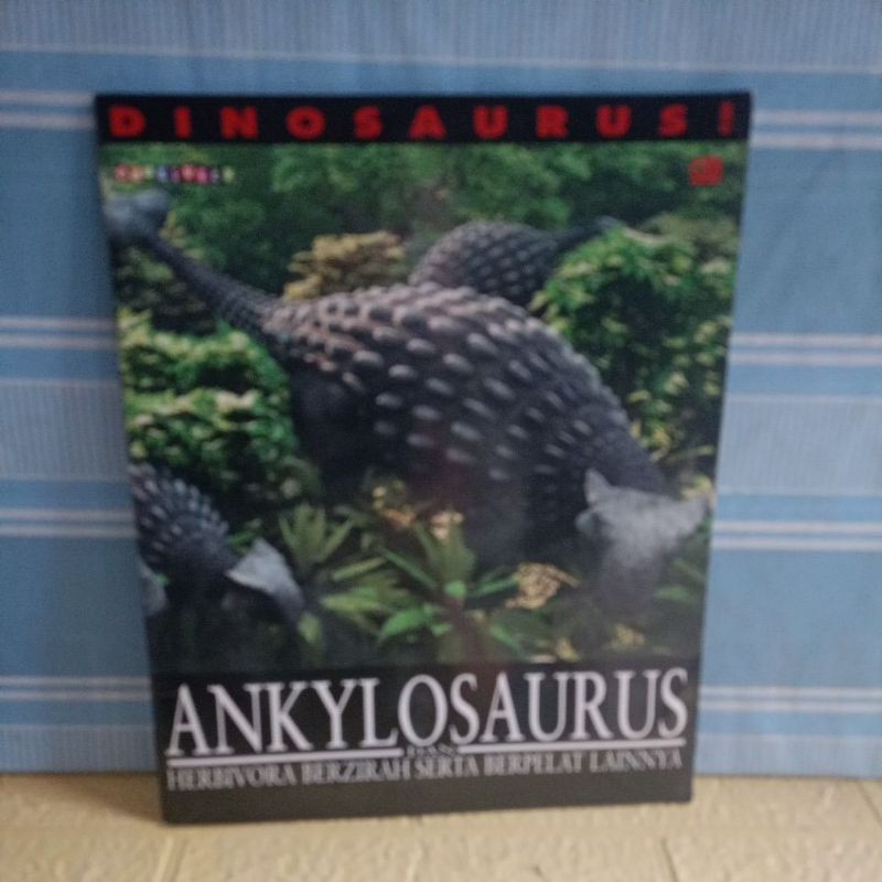Buku Dinosaurus  (ankylosaurus)