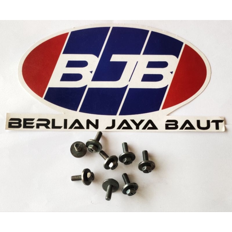 Baut 8 Rumah Kopling Yamaha (M15x18)