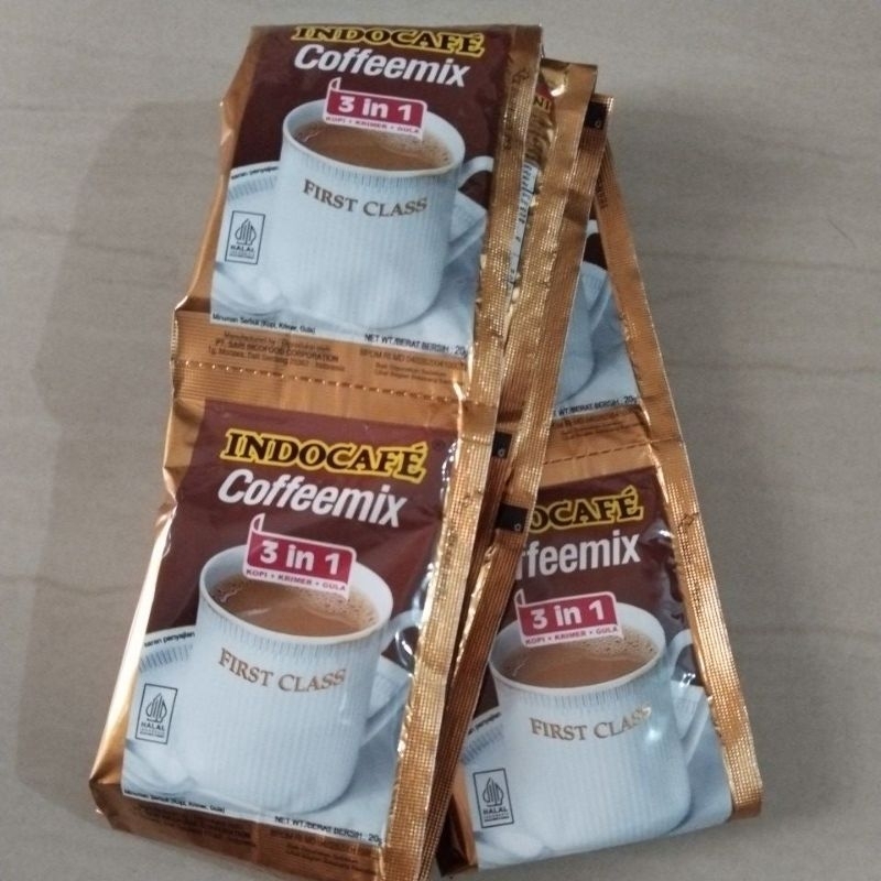 

Indocafe Coffeemix 1 renteng isi 10 pcs