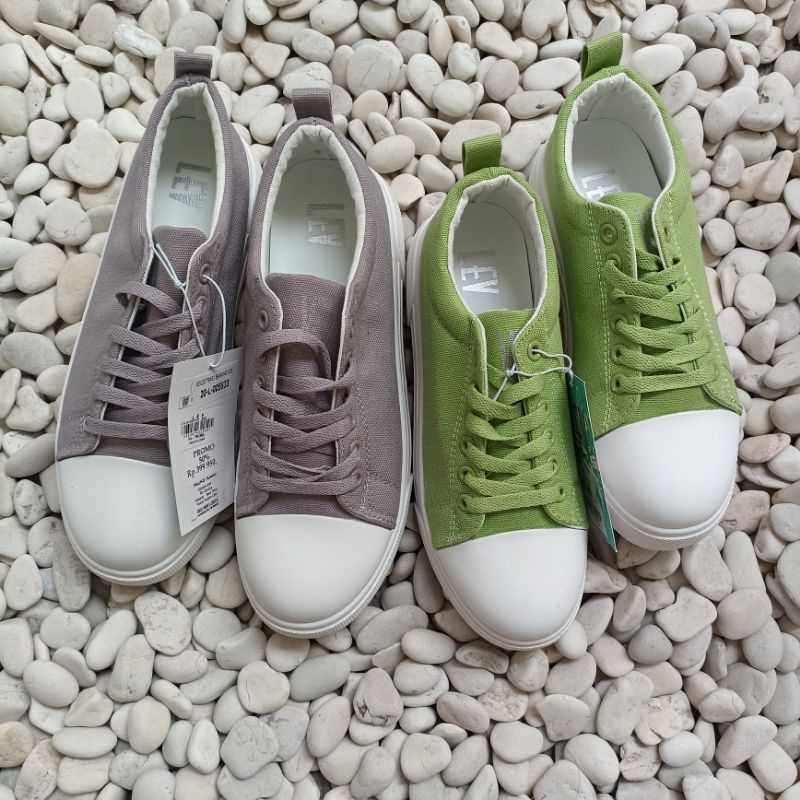 LEV By Zandilac Sepatu Sneakers Wanita Empuk CH241205WD