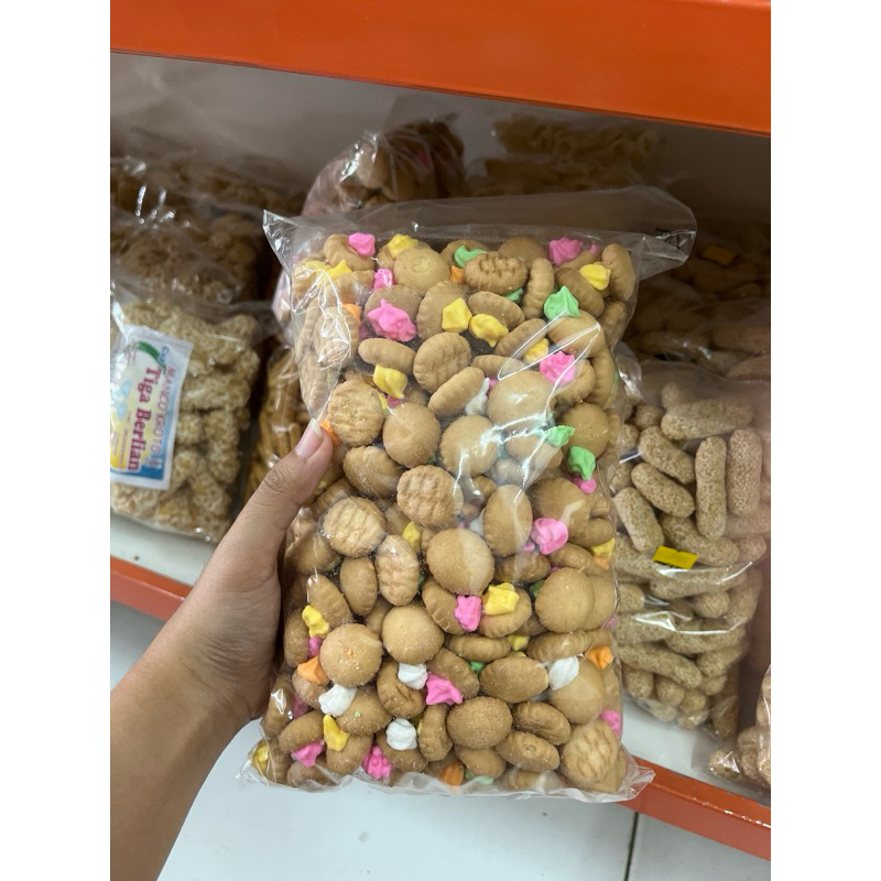 

Bunga Gem 400gr - Jajan Lebaran