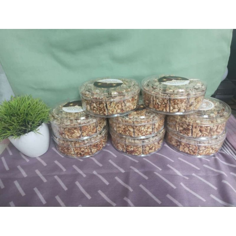 

Ting Ting kacang kemasan 300 gram