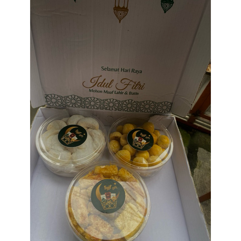 

Hampers Kue Kering Lebaran