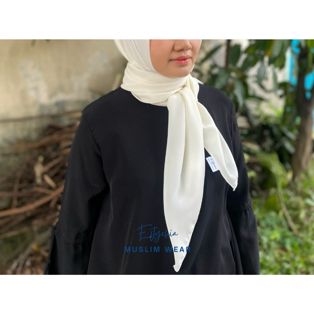 Hijab Segiempat Pollycotton | Cheese | Eftychia Muslim Wear