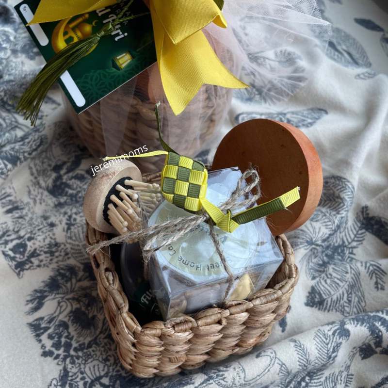 

Hampers Lebaran | Bingkisan Lebaran | Hampers Idul Fitri