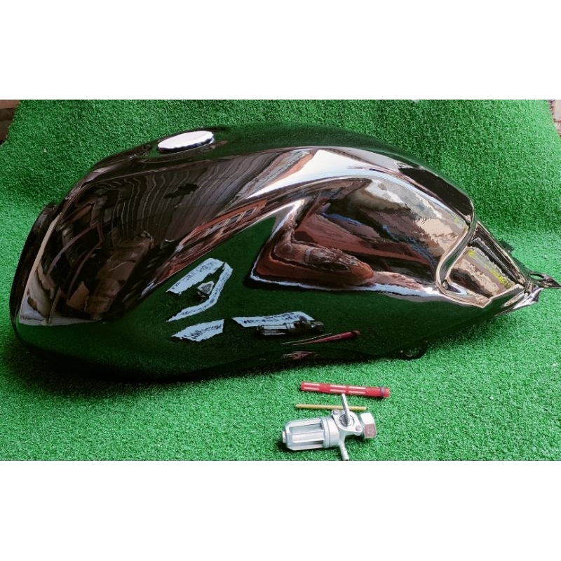 TANGKI MEGAPRO PRIMUS TANGKI BENSIN MEGAPRO 2006-2009 TANGKI MOTOR HONDA MEGAPRO PRIMUS IMPORT BAHAN