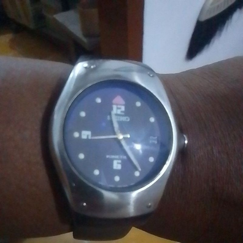 jam tangan Seiko Kinetic Original