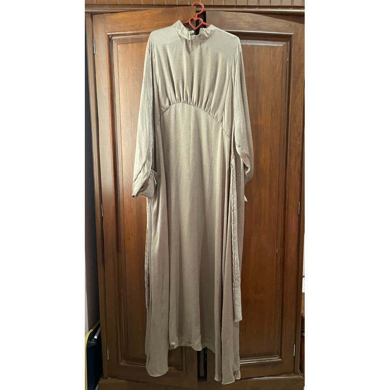 Butikchlaris amara dress silk kondangan masih baru