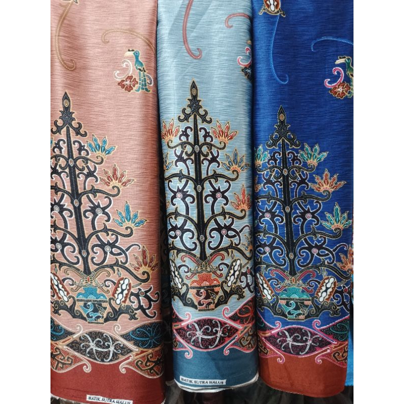 Kain Batik motif batang garing  khas kalimantan Tengah