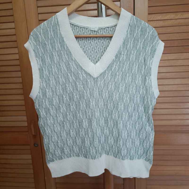 Preloved Vest Knit White Sage Colza Second