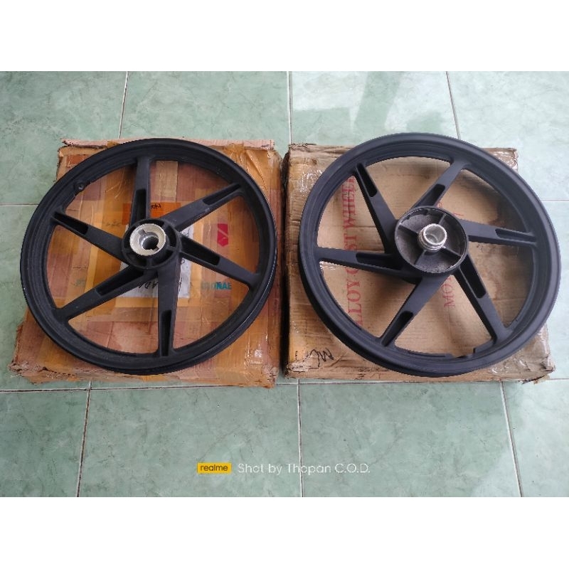 VELG SATRIA 2TAK HIU PNP LUMBA NEW ORIGINAL ASLI SGP NOS STOCK LAMA