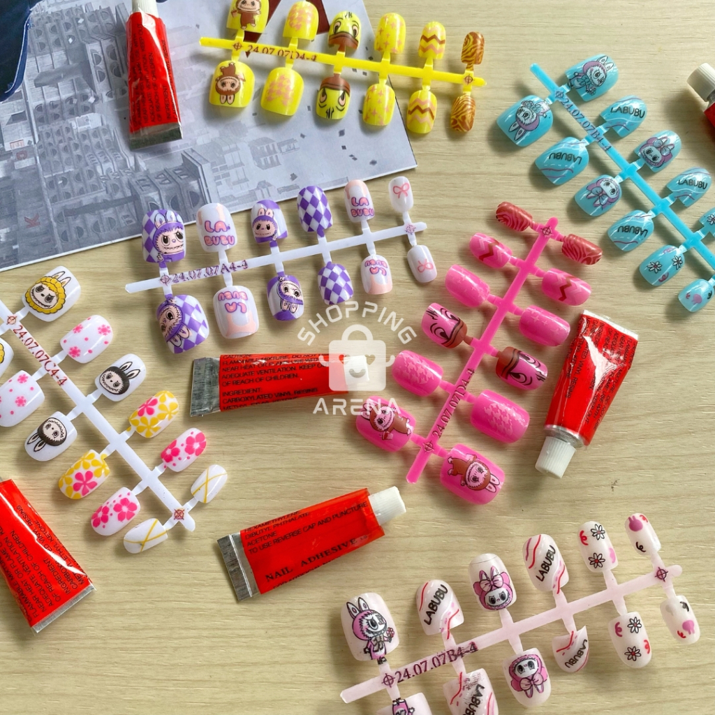 Kuku Palsu Karakter Motif Lucu Mainan Anak Nailart Bisa Dilepas Pasang Lem Warna Warni Menarik Unik 