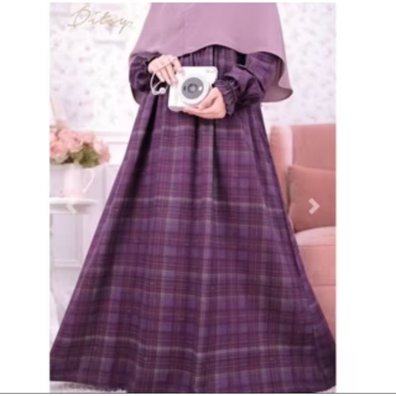NAEL PLUM L (LD 104) DITSY Februari 2025