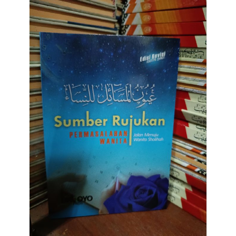 

buku Sember rujukan masalah wanita uyun masailun Nisa soft cover LBM Lirboyo