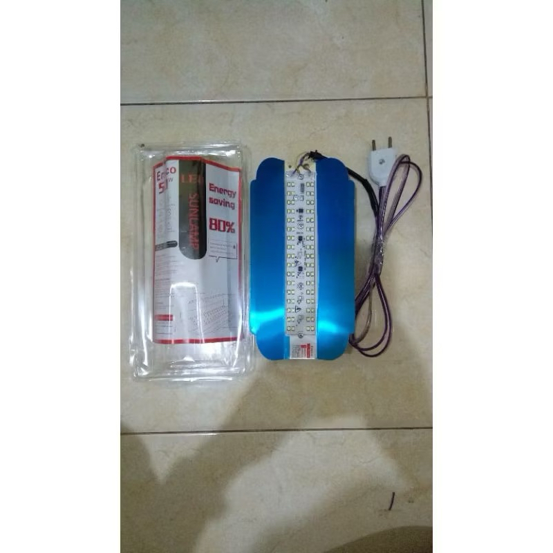LAMPU TANNING AQUARIUM IKAN LOUHAN, ARWANA, CHANA, TOMAN, IKAN PREDATOR LAINNYA 50WATT MURAH ORIGINA