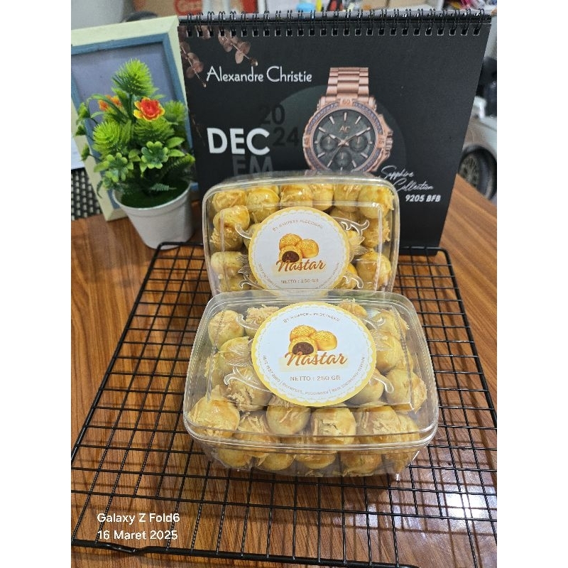 

Kue Nastar Topping Keju | Nastar | Kue Nastar Keju | Nastar Keju