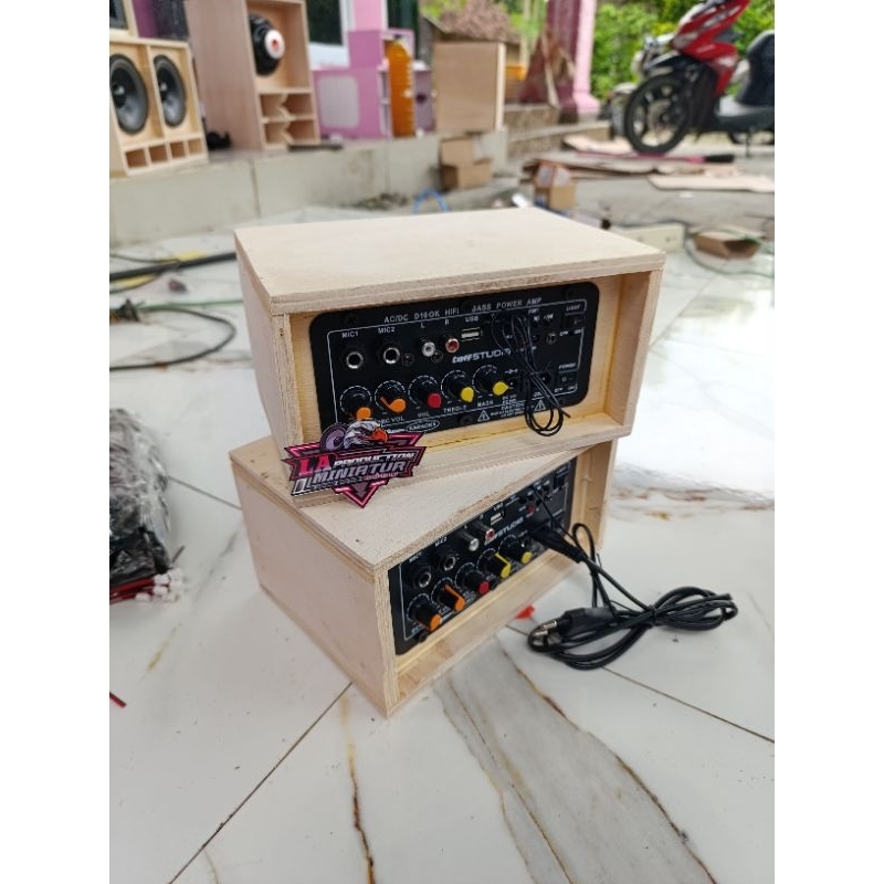 Amplifier taffstudio + box Bluetooth usb FM karaoke