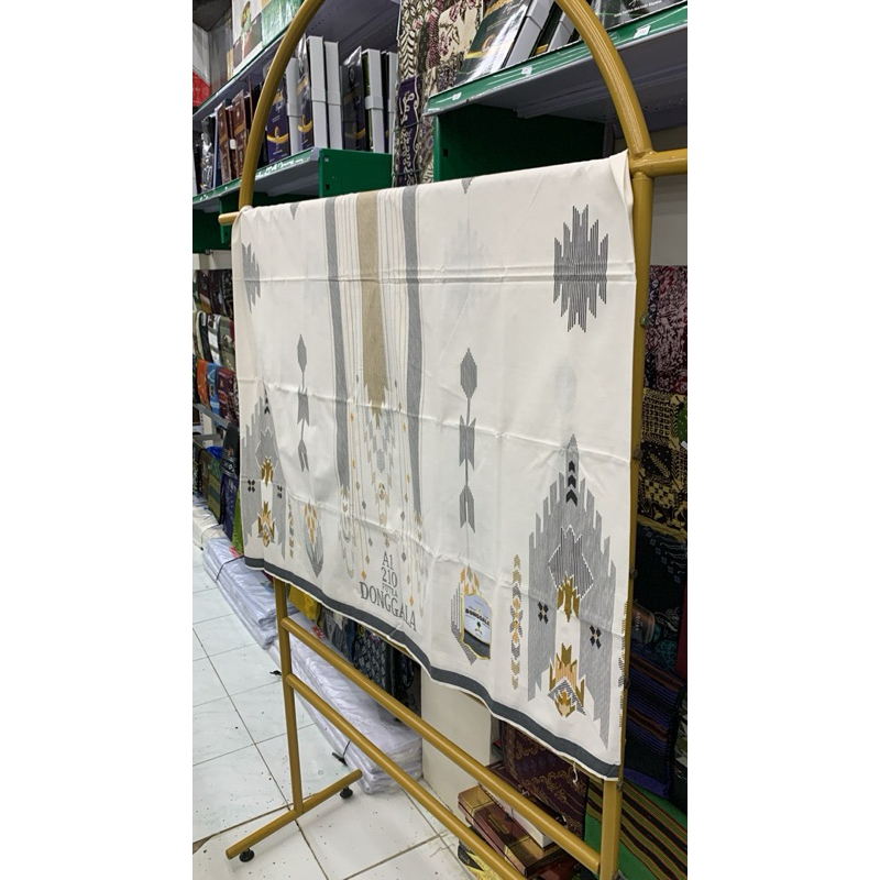 sarung Donggala Rayon Dobby