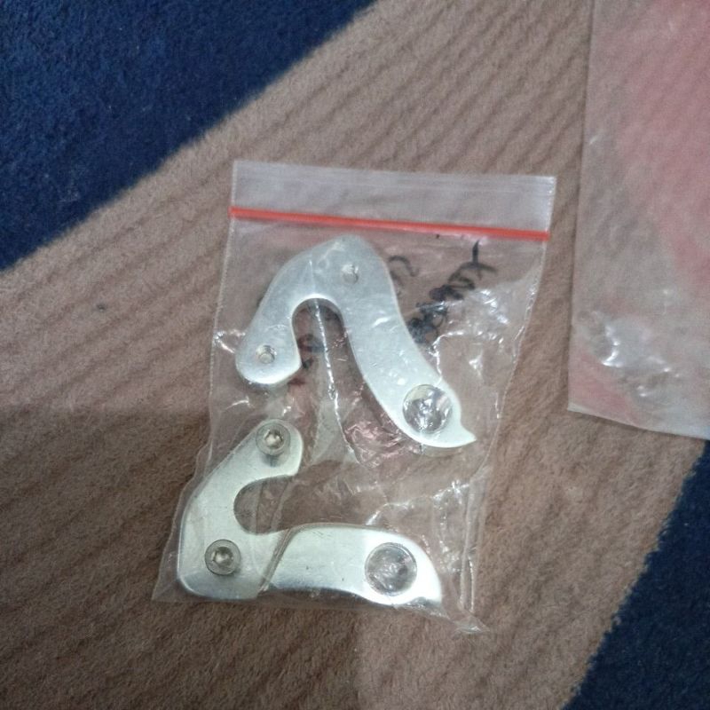 Anting RD Hanger RD Siskiu D5 Xtrada