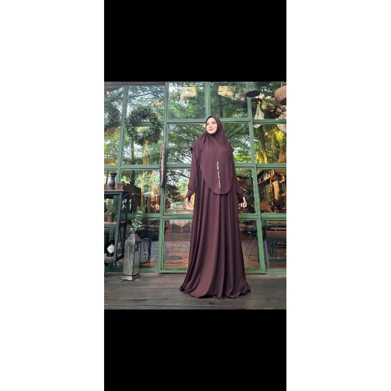 Uniqlo Jameela By Nona Anna Daily (Size M set bergo)