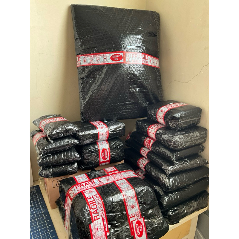 

PACKING BUBBLE WRAP (DILARANG CO SELAIN YG BERSANGKUTAN)