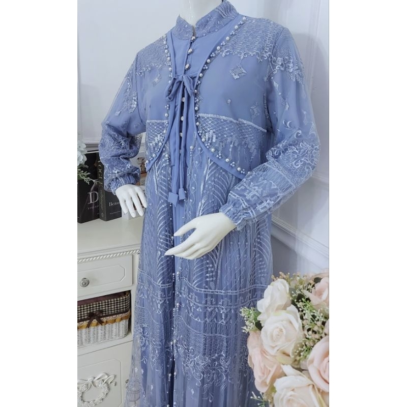 A1044 dress brokat plisket mote