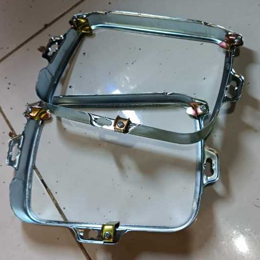 RING PLAT BATOK LAMPU DEPAN MITSUBISHI L300 BENSIN/DIESEL PER PCS