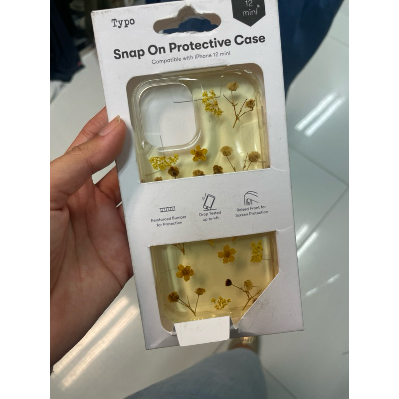 case iphone 12 mini typo