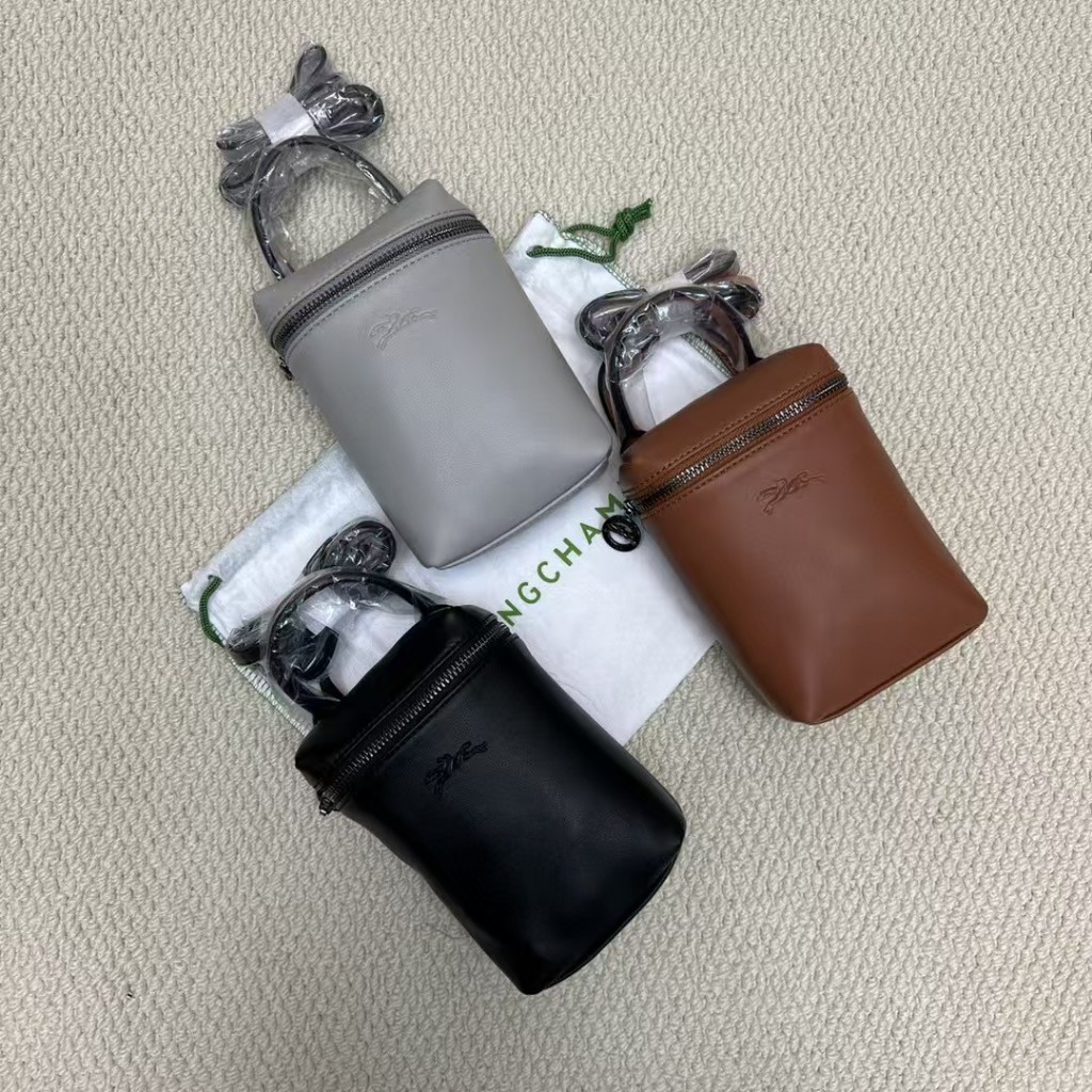 Longchamp's new exquisite small mobile phone bag