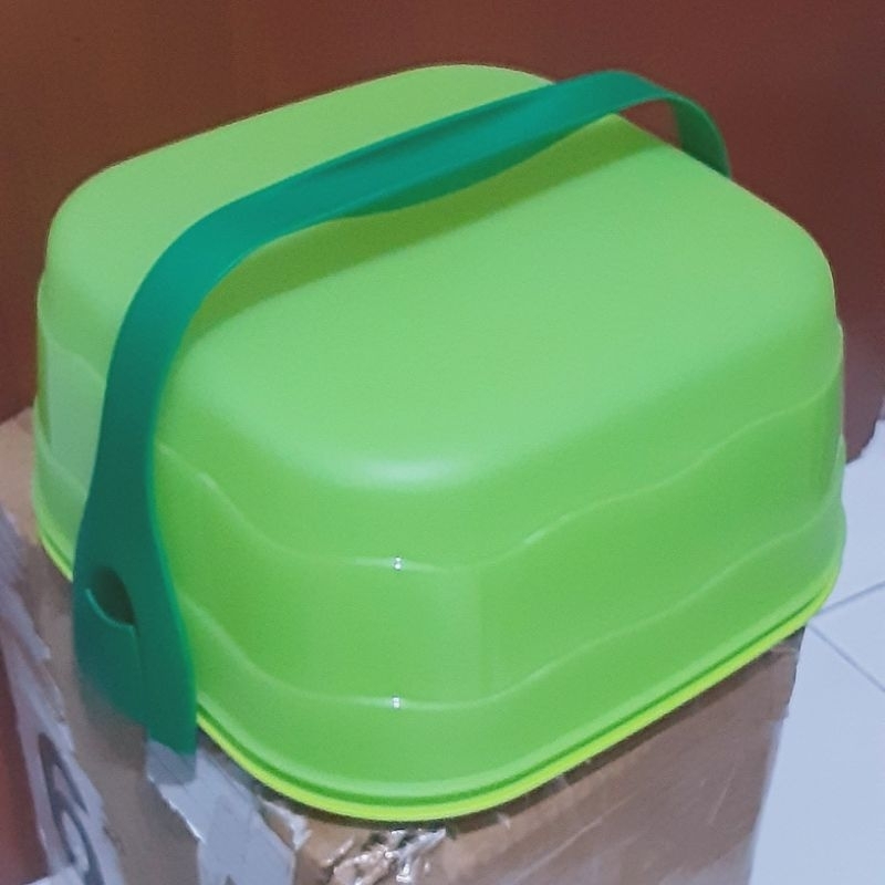Promo Cake Taker Square Tupperware 1Pcs Hijau Asli Wadah Kue Tempat Kue Wadah Saji Roti Kue