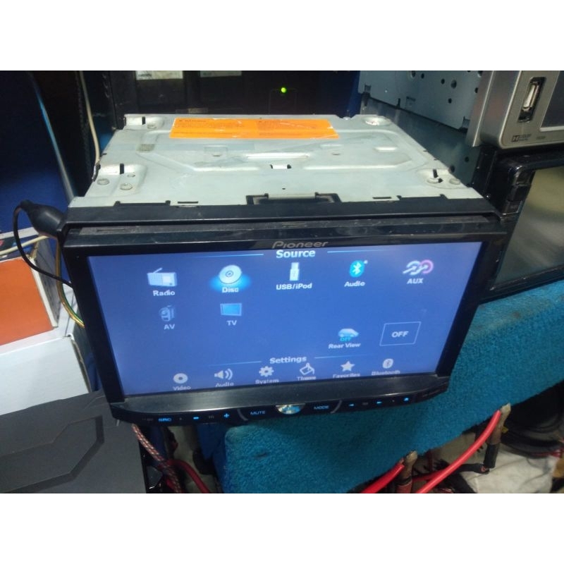 Double Din Pioneer AVH-4450BT Bekas