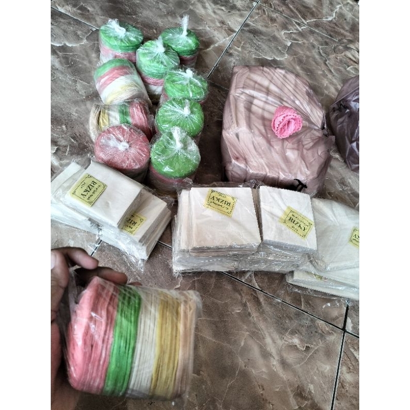 

KULIT DIMSUM WARNA / KULIT PANGSIT (2 PACK) ukuran 6cm/8cm/10cm/12cm