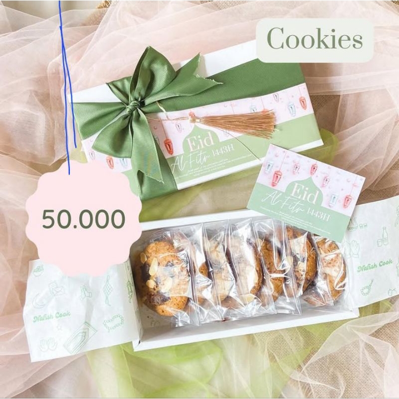 

NAFISHCOOK EID HAMPERS LEBARAN SOFT COOKIES ALMOND CHOCO