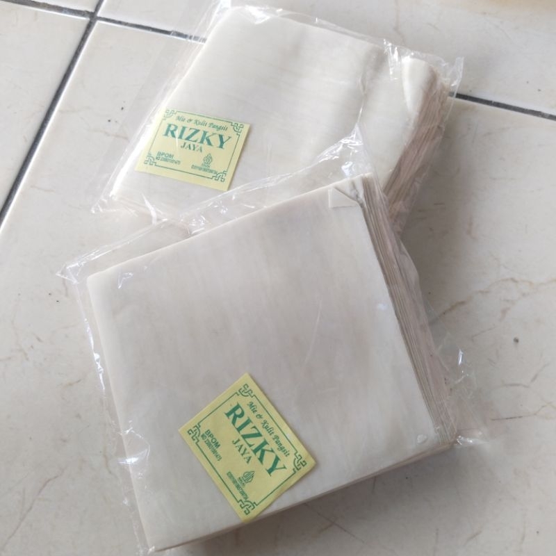 

2 Paket 10cm isi 40 lembar Kulit Pangsit