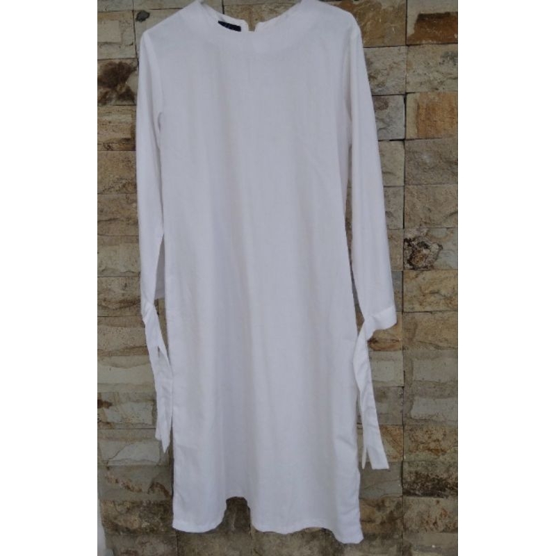 Tunik/Atasan Putih