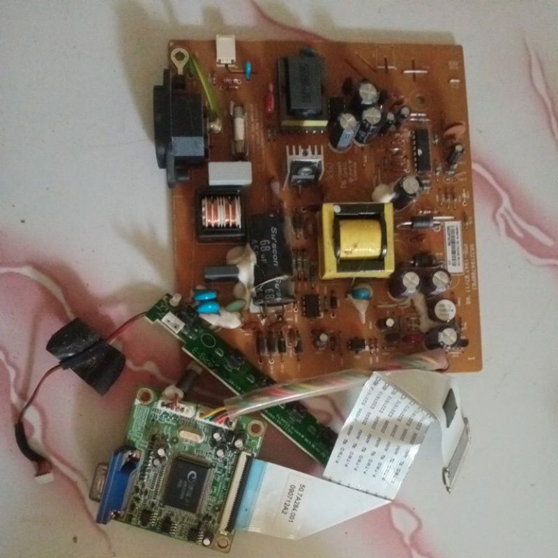 mesin monitor Acer Al 1516 w normal