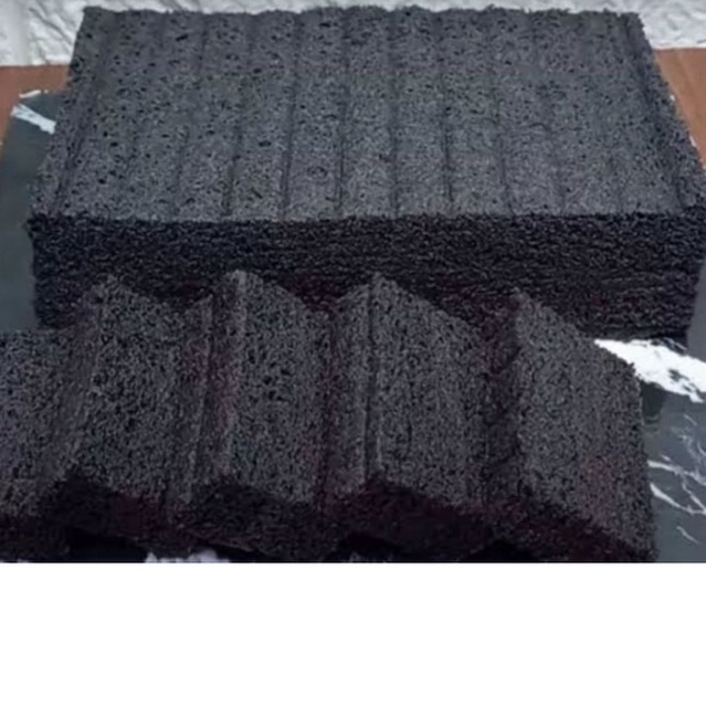 

Kue Lapis Legit Special KETAN HITAM ORLANDO CAKES 17x17 700gram