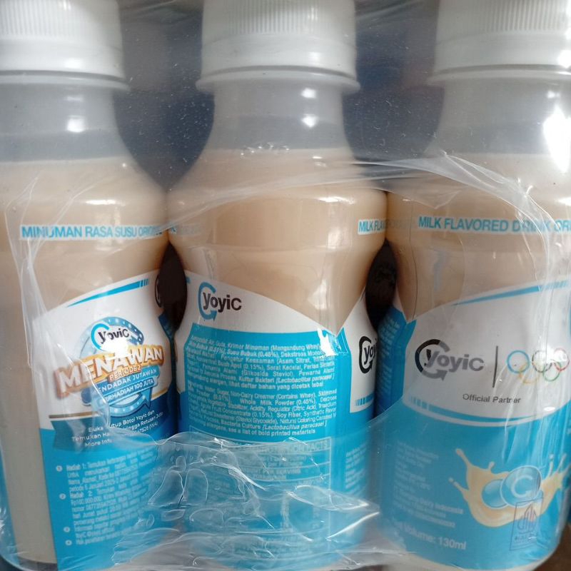 

Yoyic susu fermentasi rasa original UK 12 x 130 ml