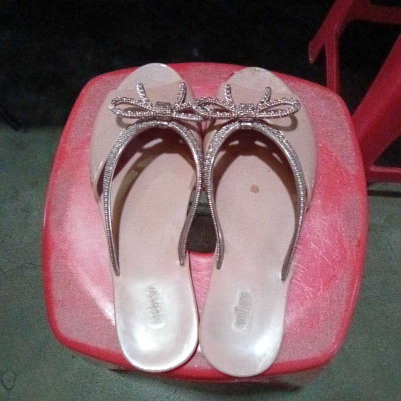 sandal melissa preloved