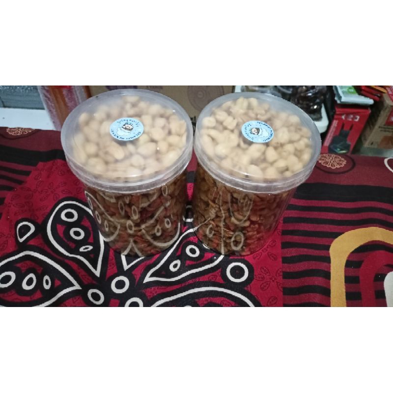 

kacang bawang goreng kemasan 1kg